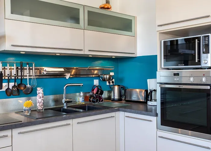 Margaux Proche * Les Sables-dʼOlonne