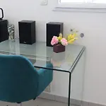 Margaux Proche Apartment